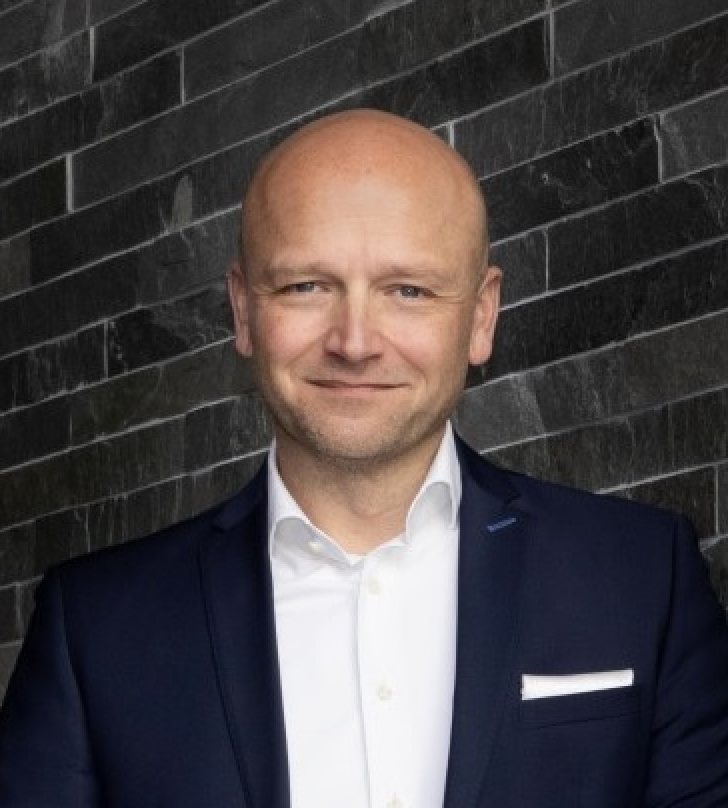 Peter Burbach 